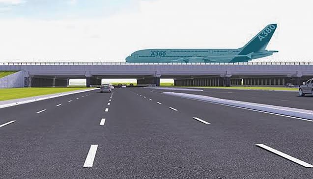 Qatar Airways Partners With Accenture To Lead Aviation Innovation Construction Business News Middle East